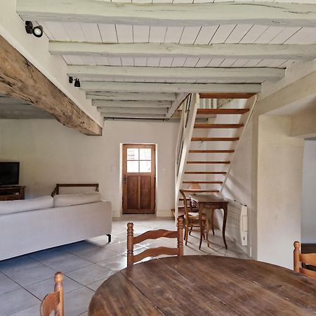 Gite Les Frenes Avec Pre Dans Joli Hameau Vermenton Dış mekan fotoğraf